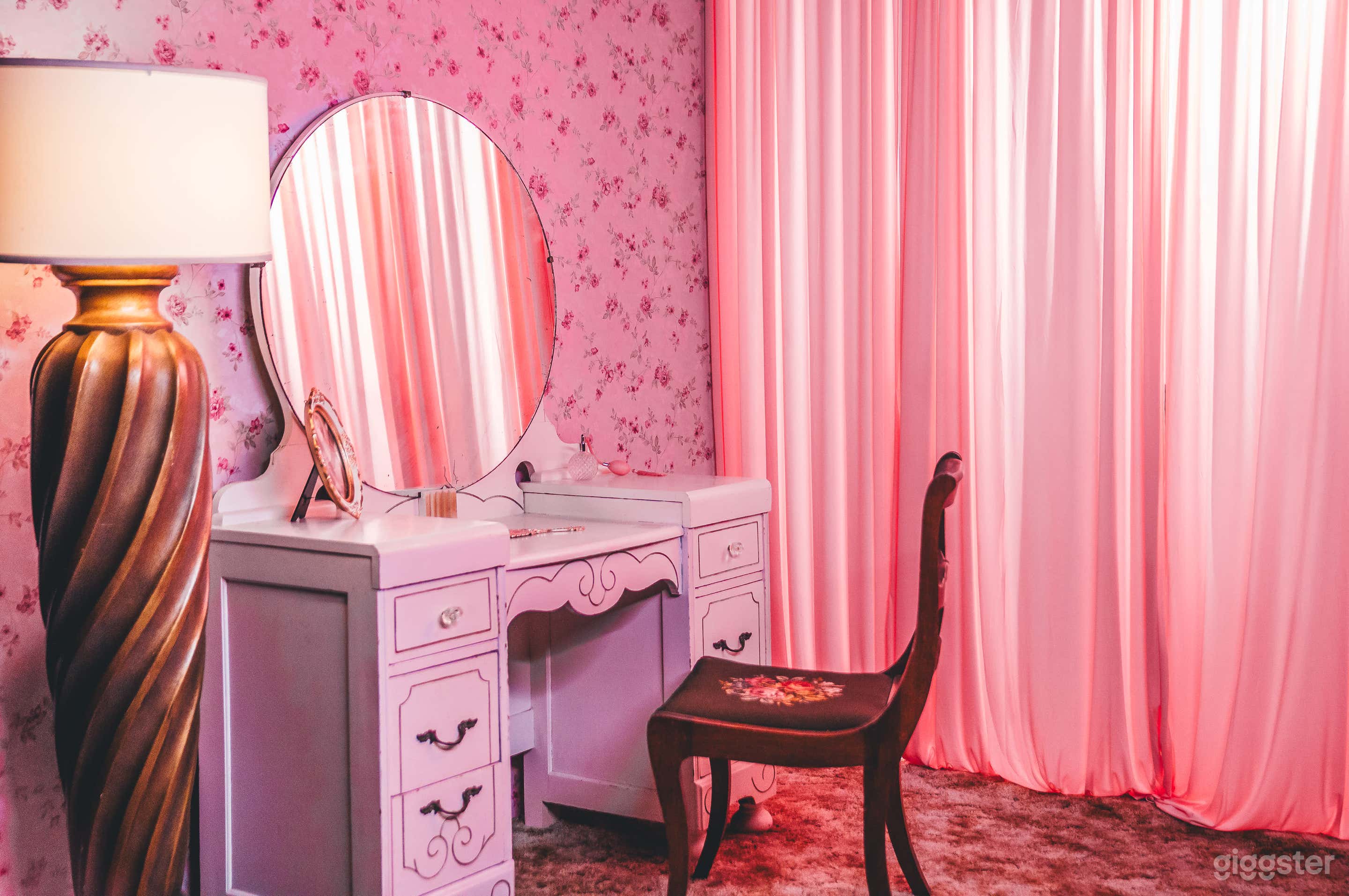 Town Studios - Content Studio with 10+ Sets Photo 4