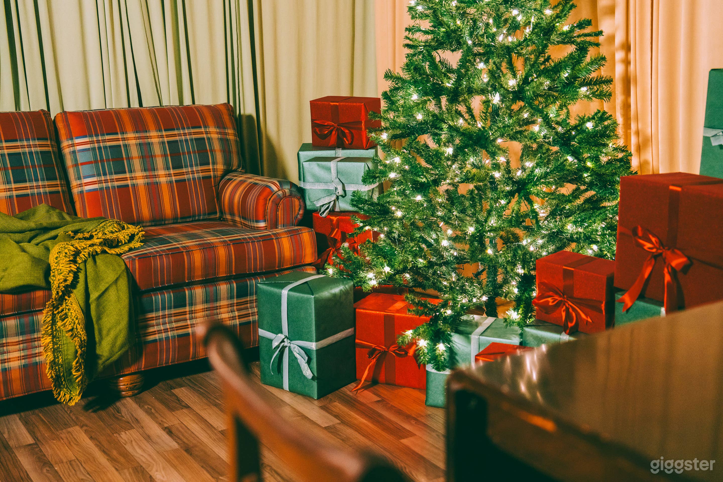 Town Studios - Content Studio with 10+ Sets Photo 3