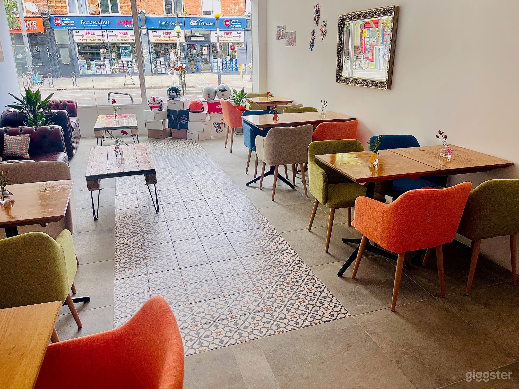 Pistons and Cups Motorcycles Photo 1