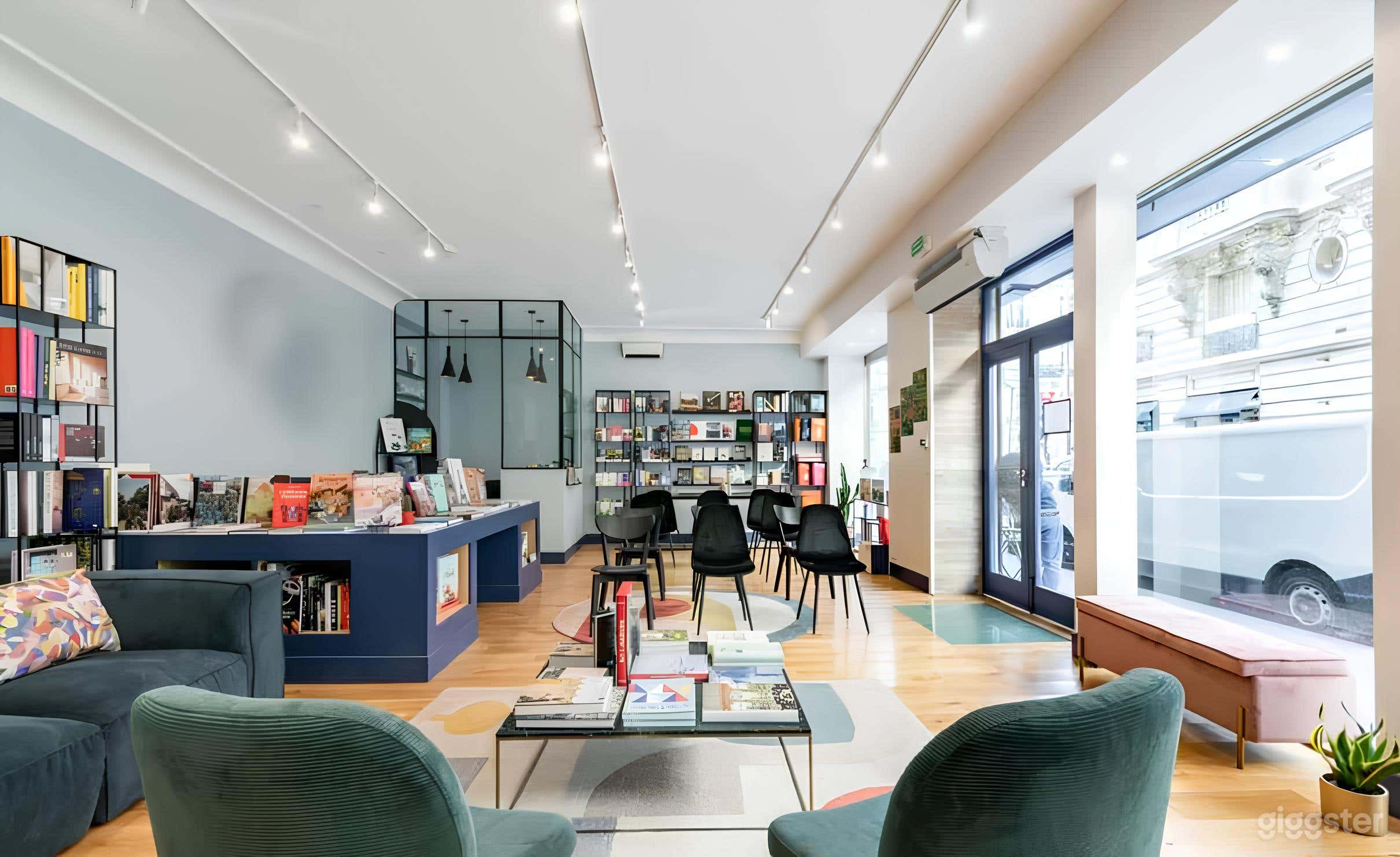 Modern Event Space in Center Paris Photo 1