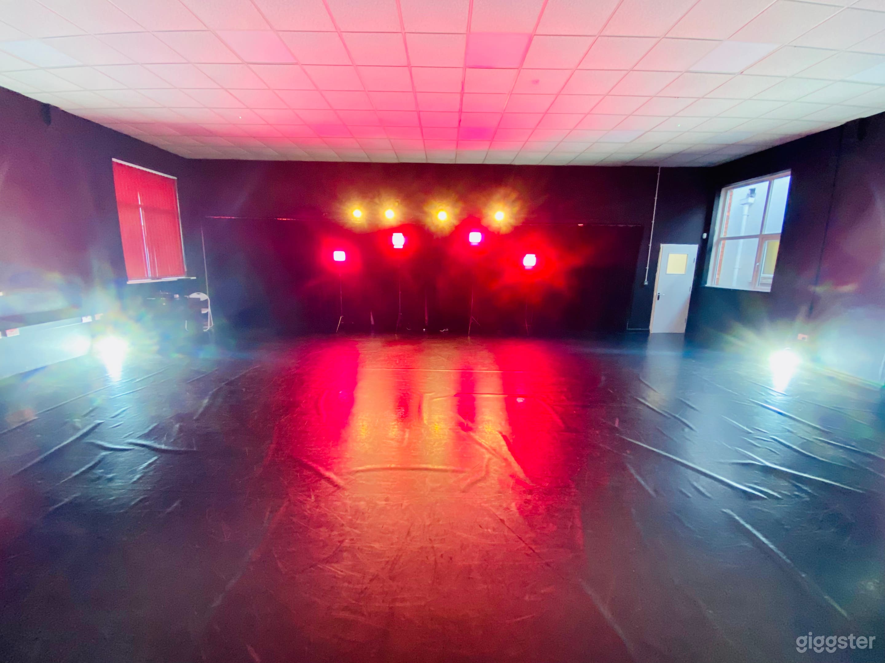 Large Dance Studios in Cardiff Photo 1