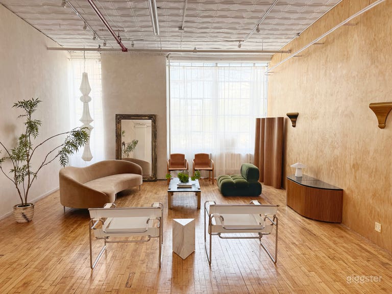  Studio Clyx ii / Mid-Century Modern Loft 