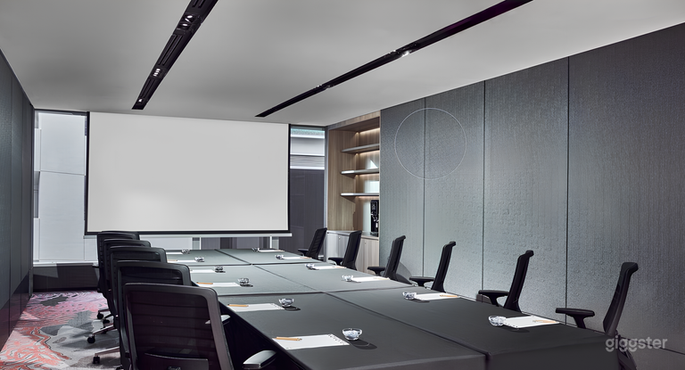  Elegant Modern Ballroom/Function Rooms for Events 