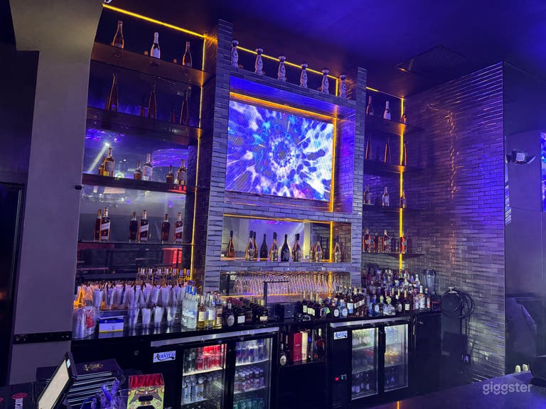  Upscale & Versatile Nightclub in Hollywood, FL 