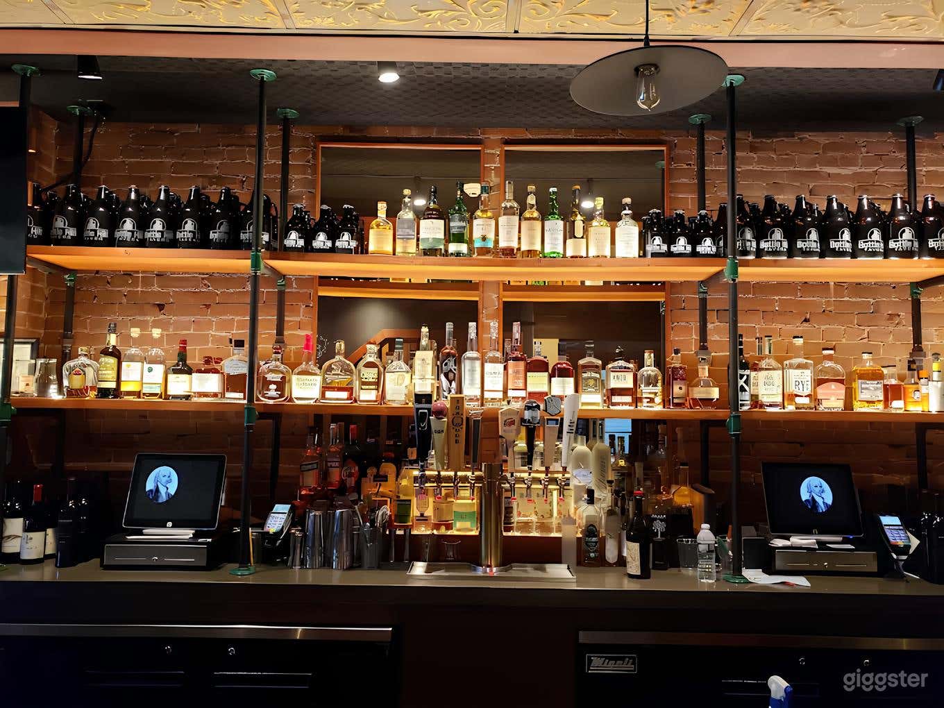 Madison's Original Family Tavern Photo 1