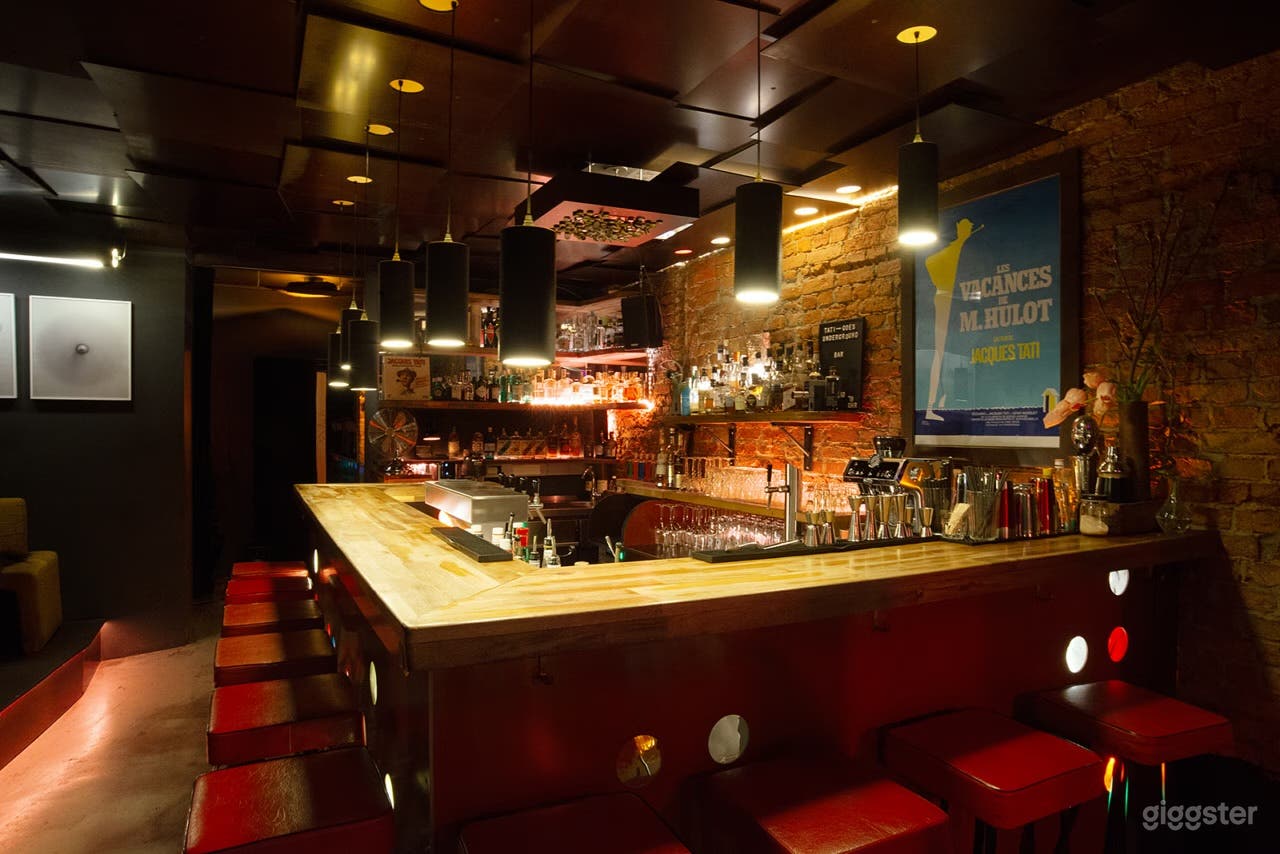 Distinctive Underground - NYC Style Comedy Club & Bar Foto 3