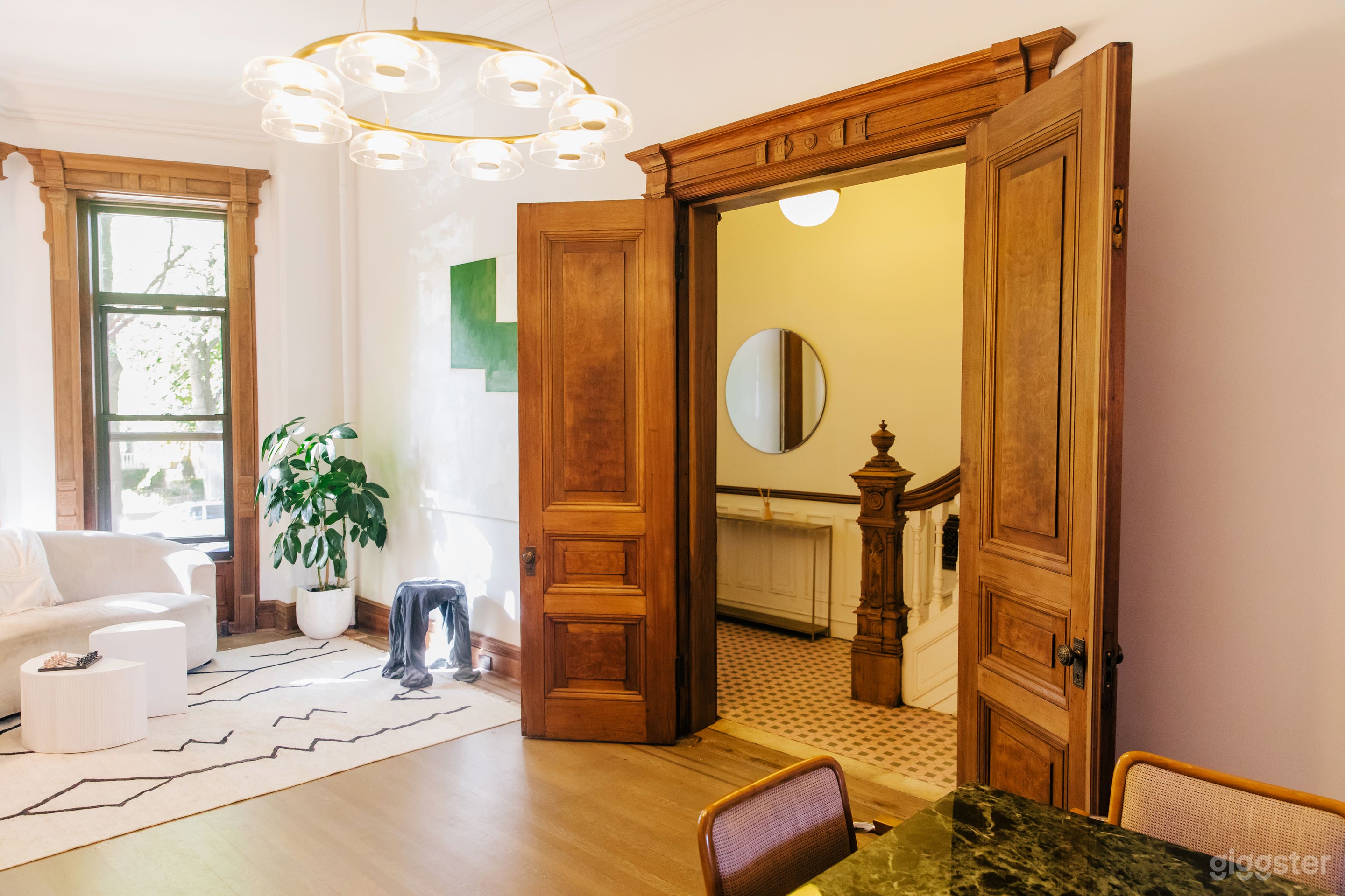 Modern &amp; Restored Brooklyn Brownstone Photo 1