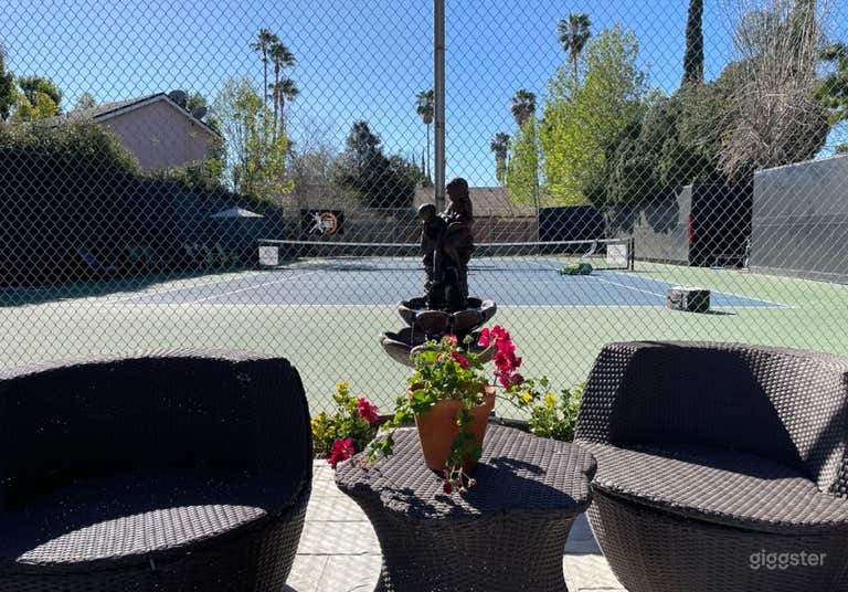  Expansive Tennis Court Haven! Amazing Ambiance. 