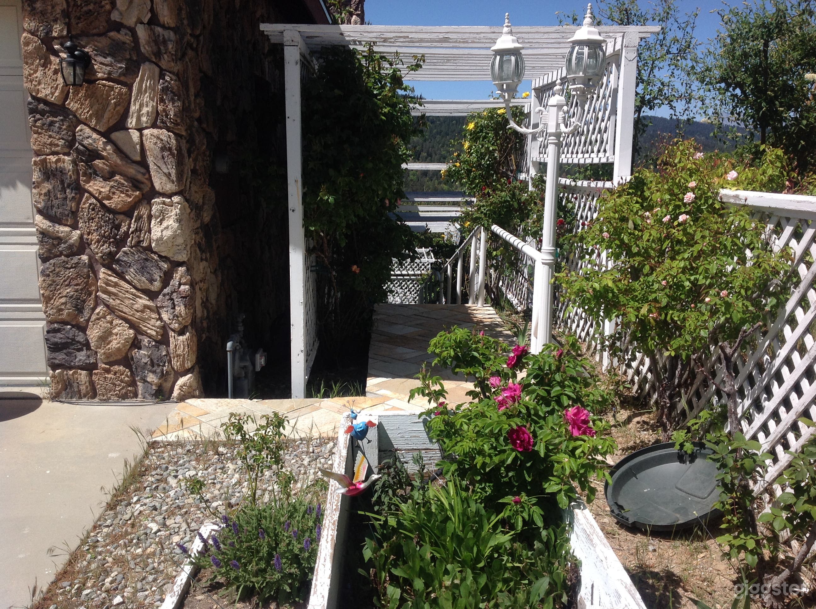 The Famous Rock House! Photo 3