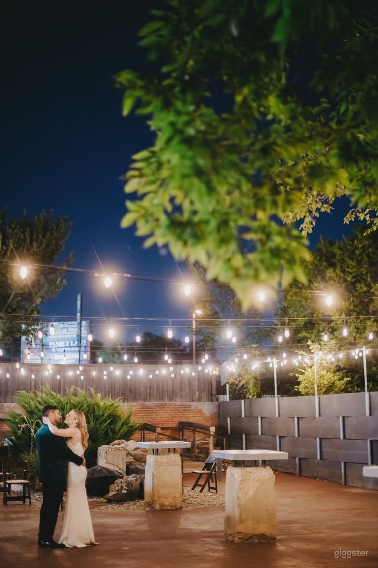  Modern Minimal Art Gallery with Historic Charm  