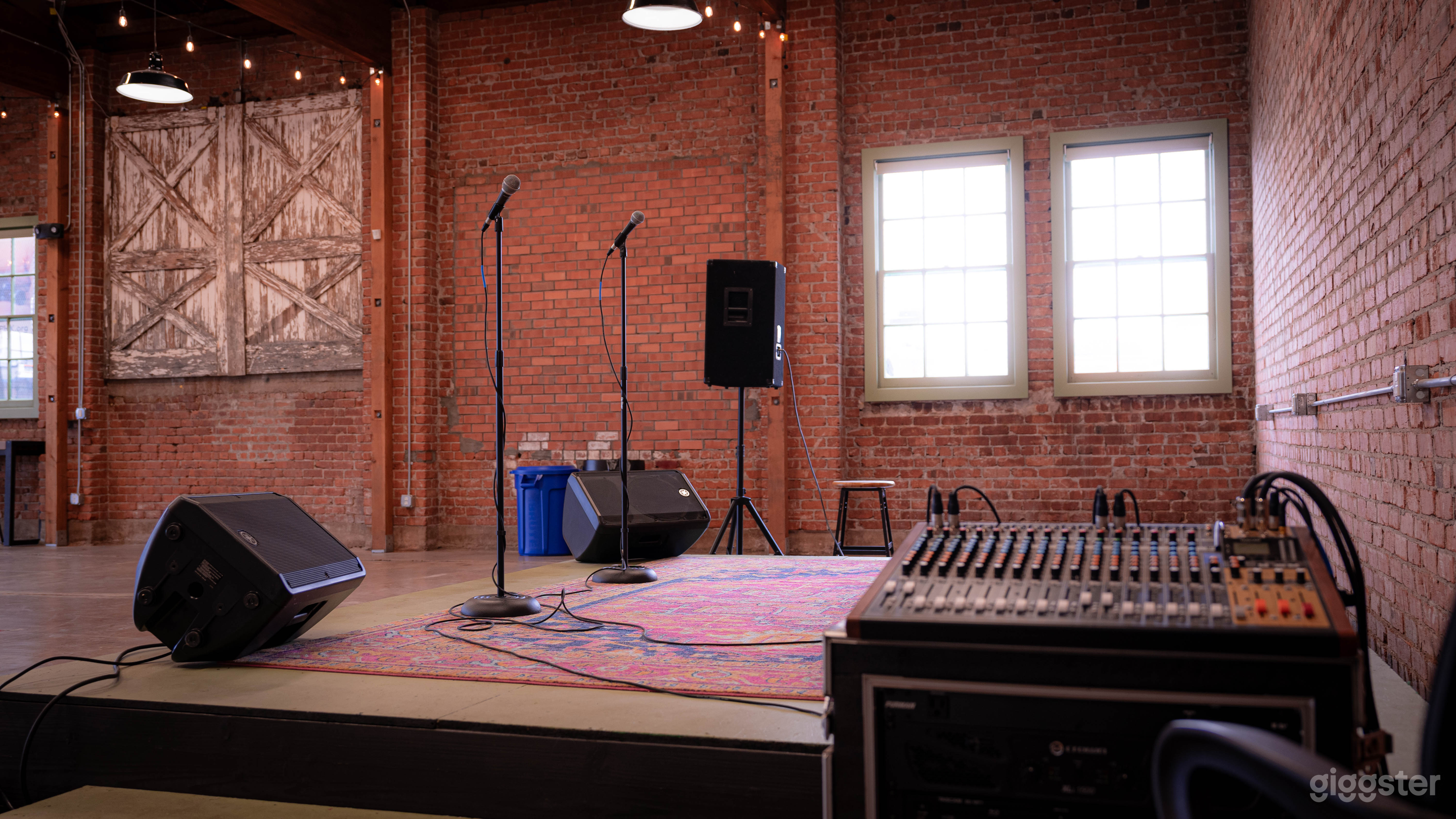 Historic warehouse - photo + videography space Photo 2