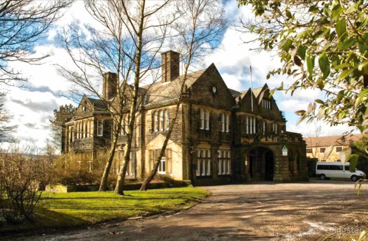 Victorian Gothic Mansion in the Heart of Bronte Country Photo 2
