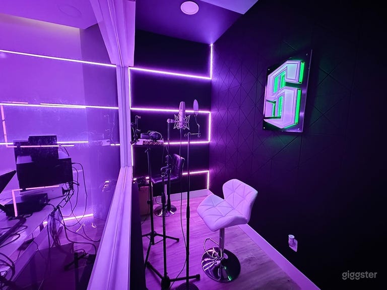  Luxury Recording Studio 