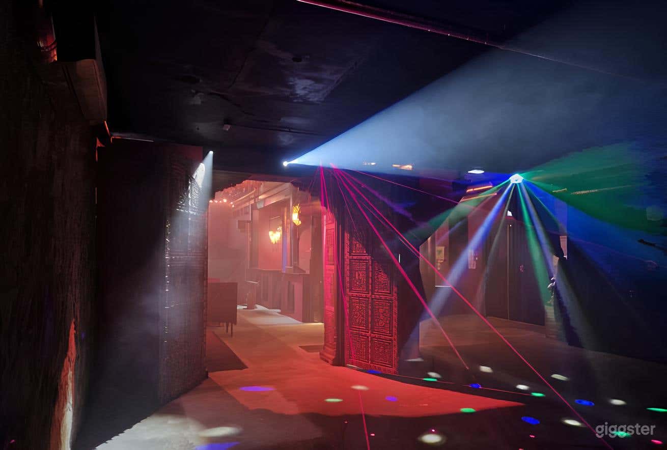 Photo de Unique Music Bar & Restaurant (Salle Complète) 1