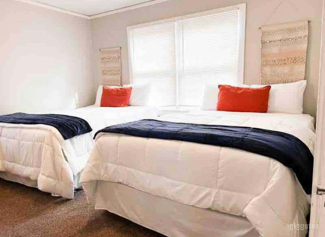 Charming Cottage Home Photo 3