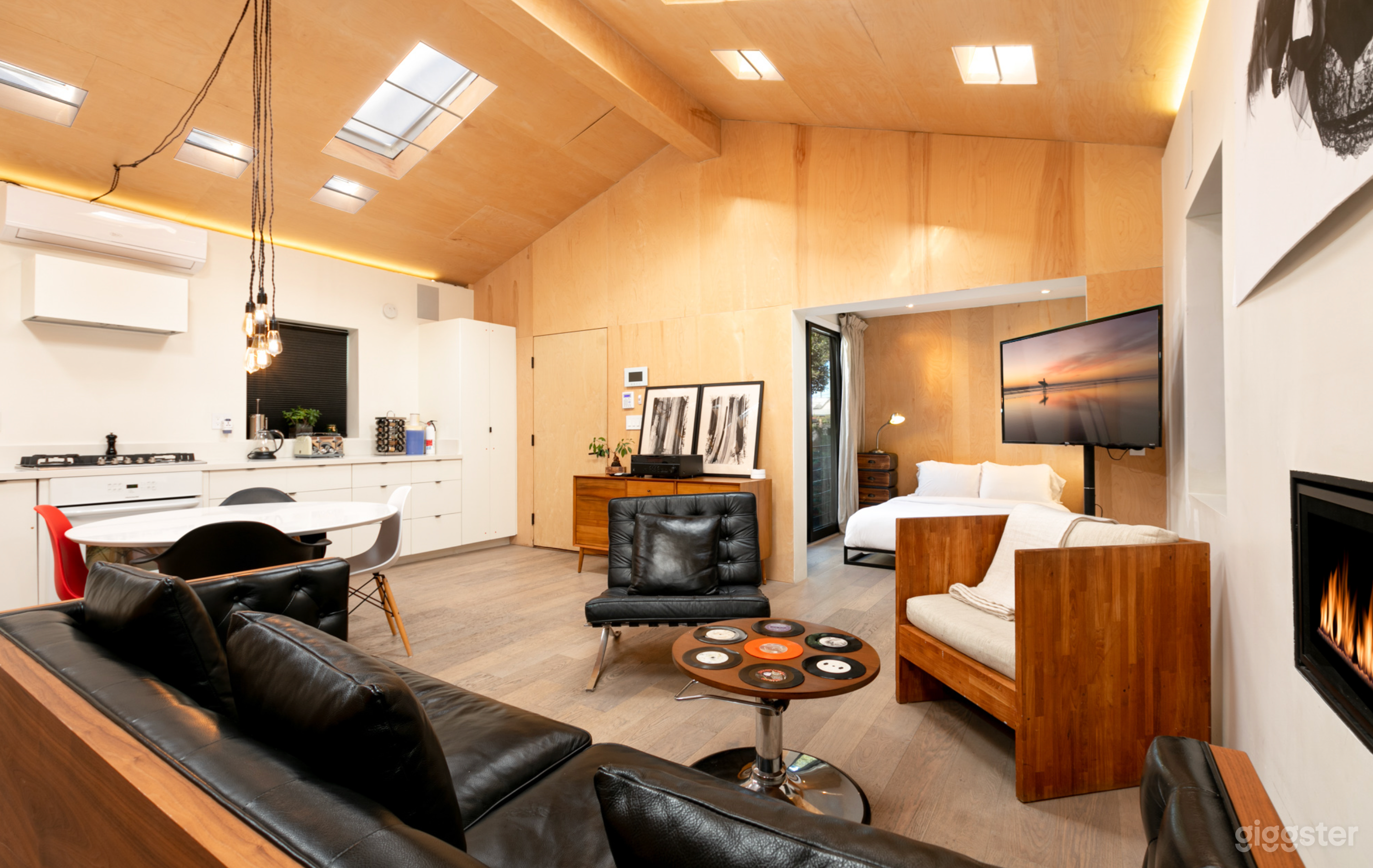 Soaring 12ft cathedral ceilings—perfect for high-end photo shoots &amp; cinematic scenes with stunning natural light play.