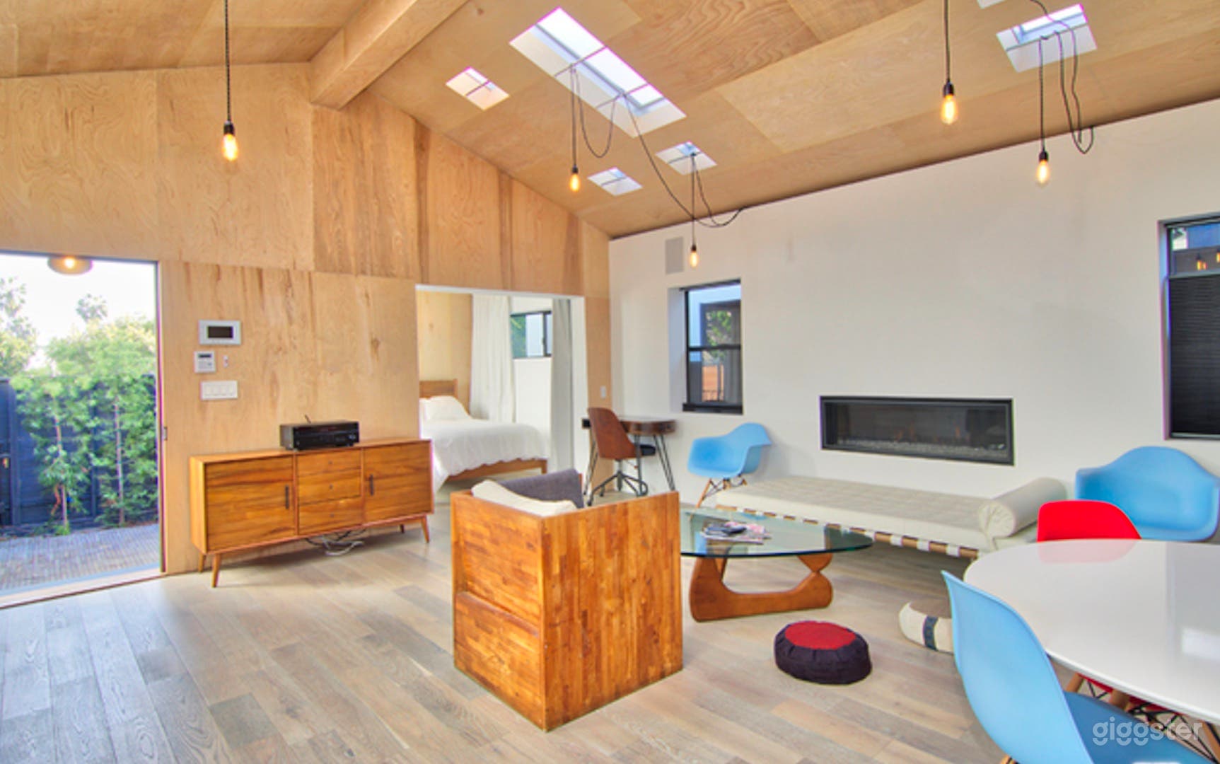 12ft cathedral ceilings—dramatic backdrop for photo/film shoots. Epic natural light &amp; grand scale for cinematic or fashion productions.