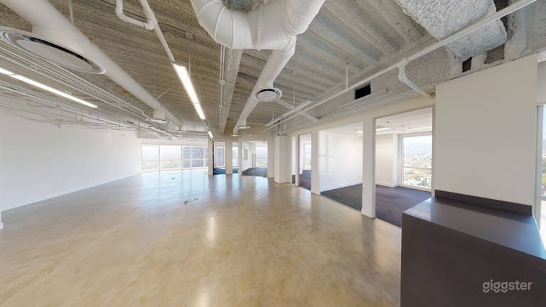  Office Space in West Hollywood (Modern and High) 