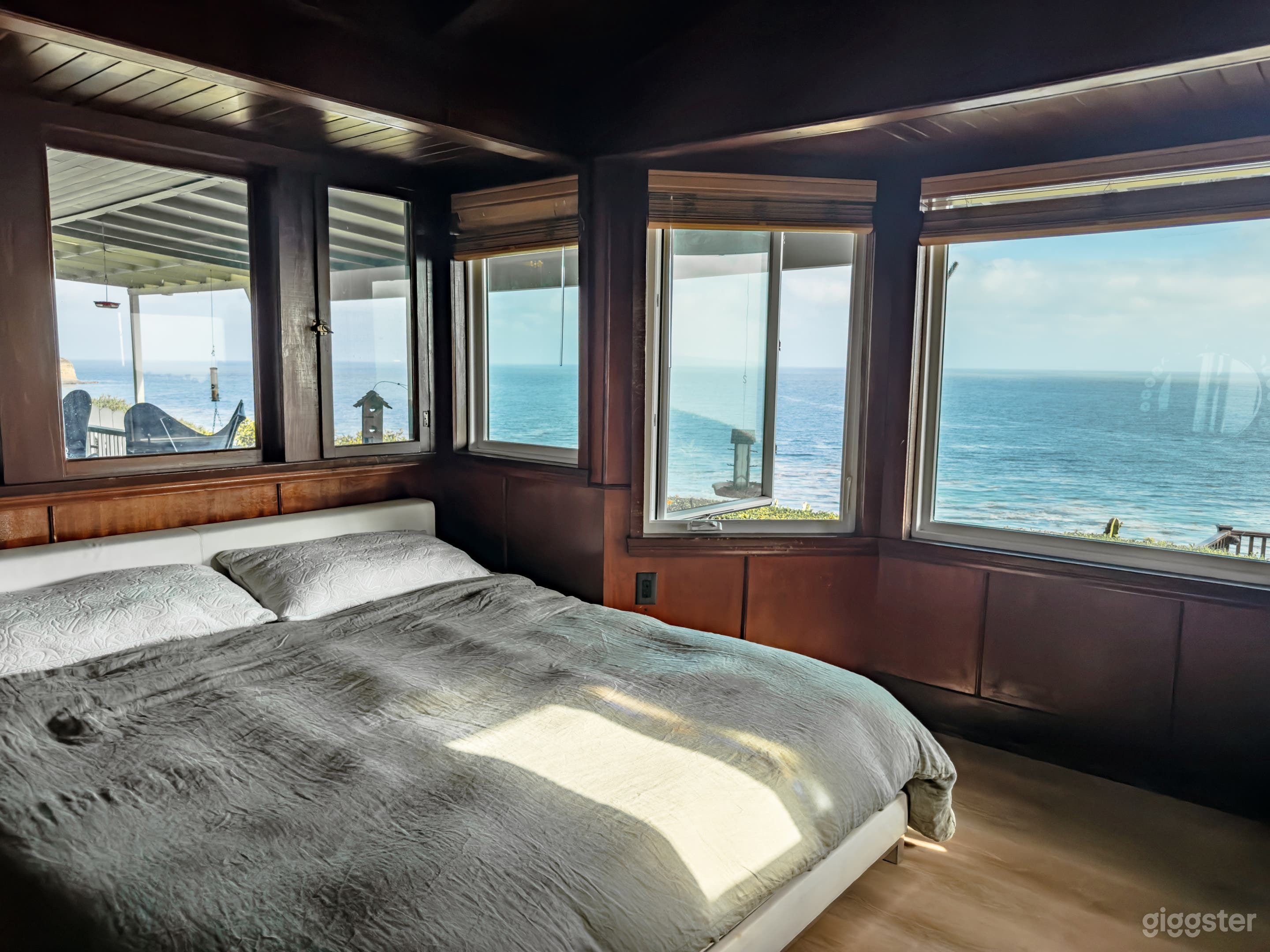 The Promontory on the Pacific with View of Catalina Photo 1