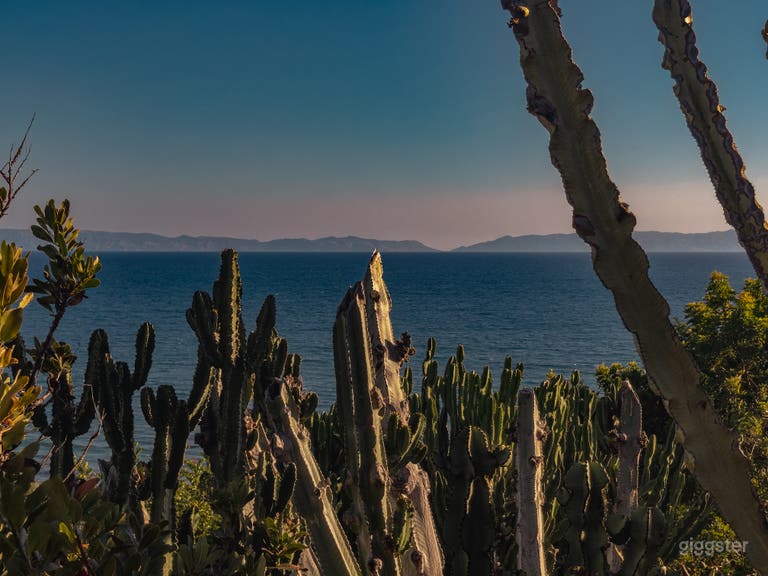  The Promontory on the Pacific with View of Catalina 