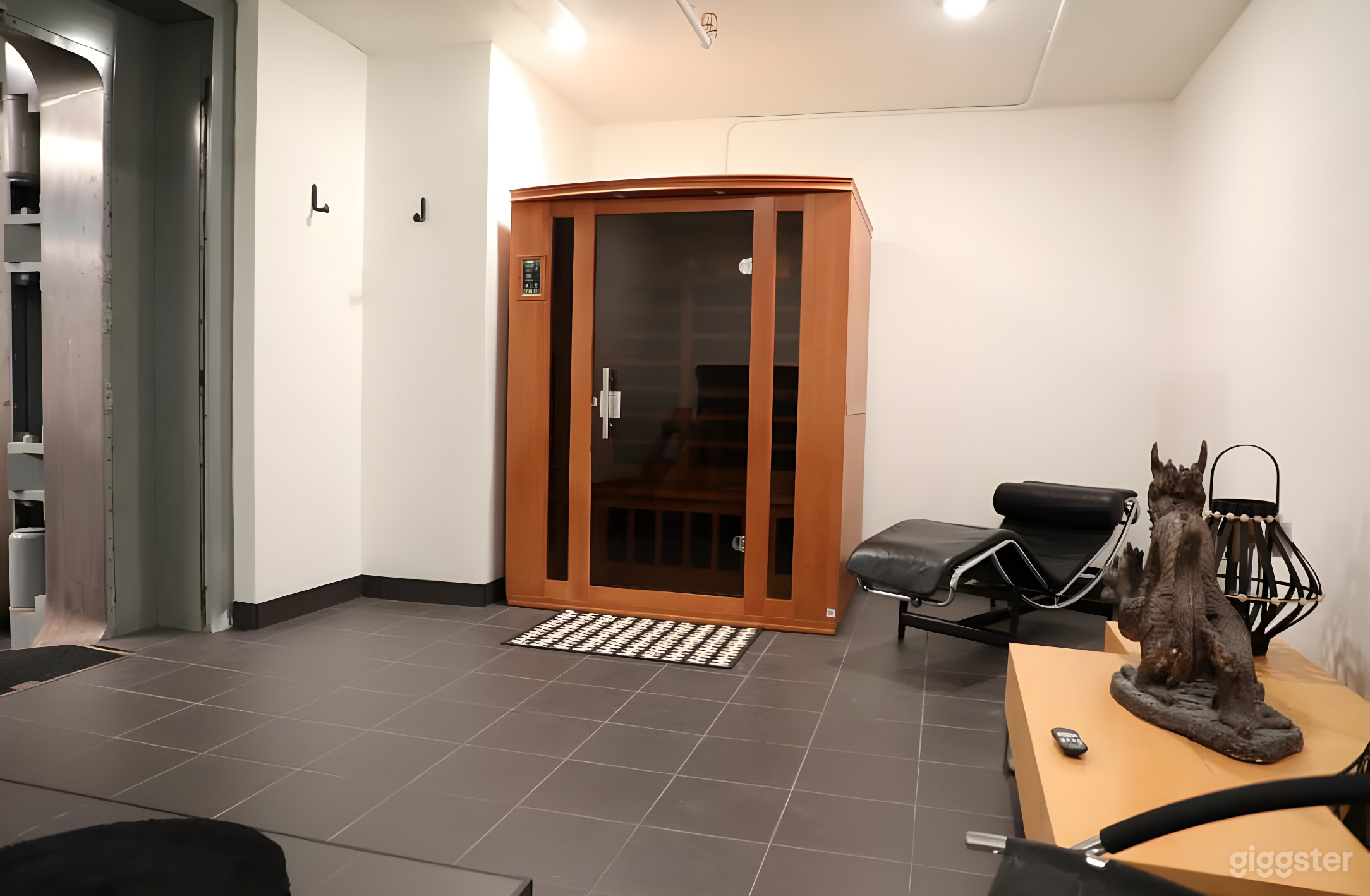 Wellness Space with Ice Bath &amp; Infrared Sauna Photo 3