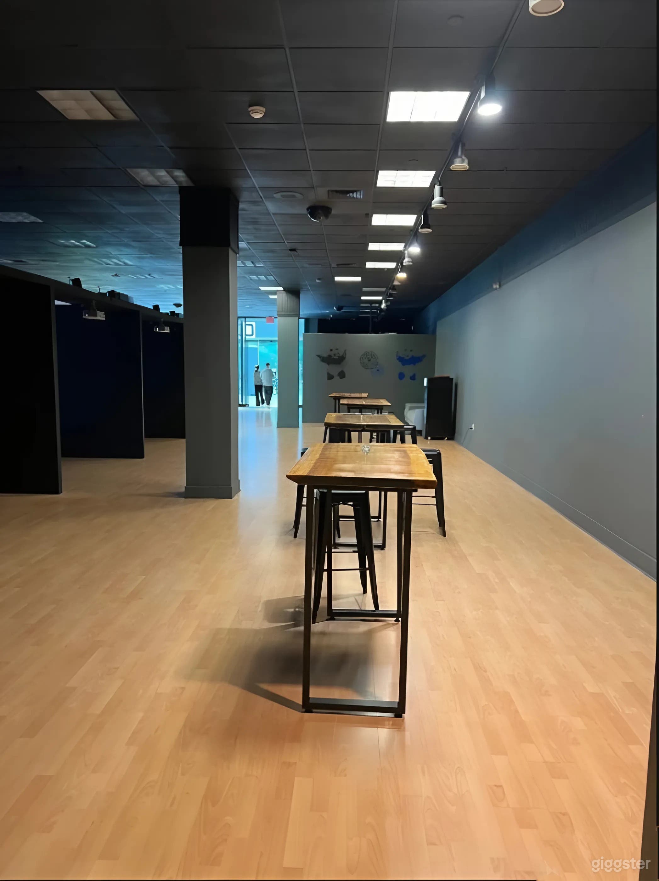 Spacious 3,800 Sq. Ft. Showroom Space for Events &amp; Productions Photo 3