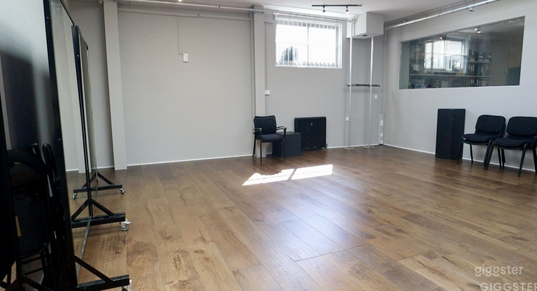  Associated Studios London 