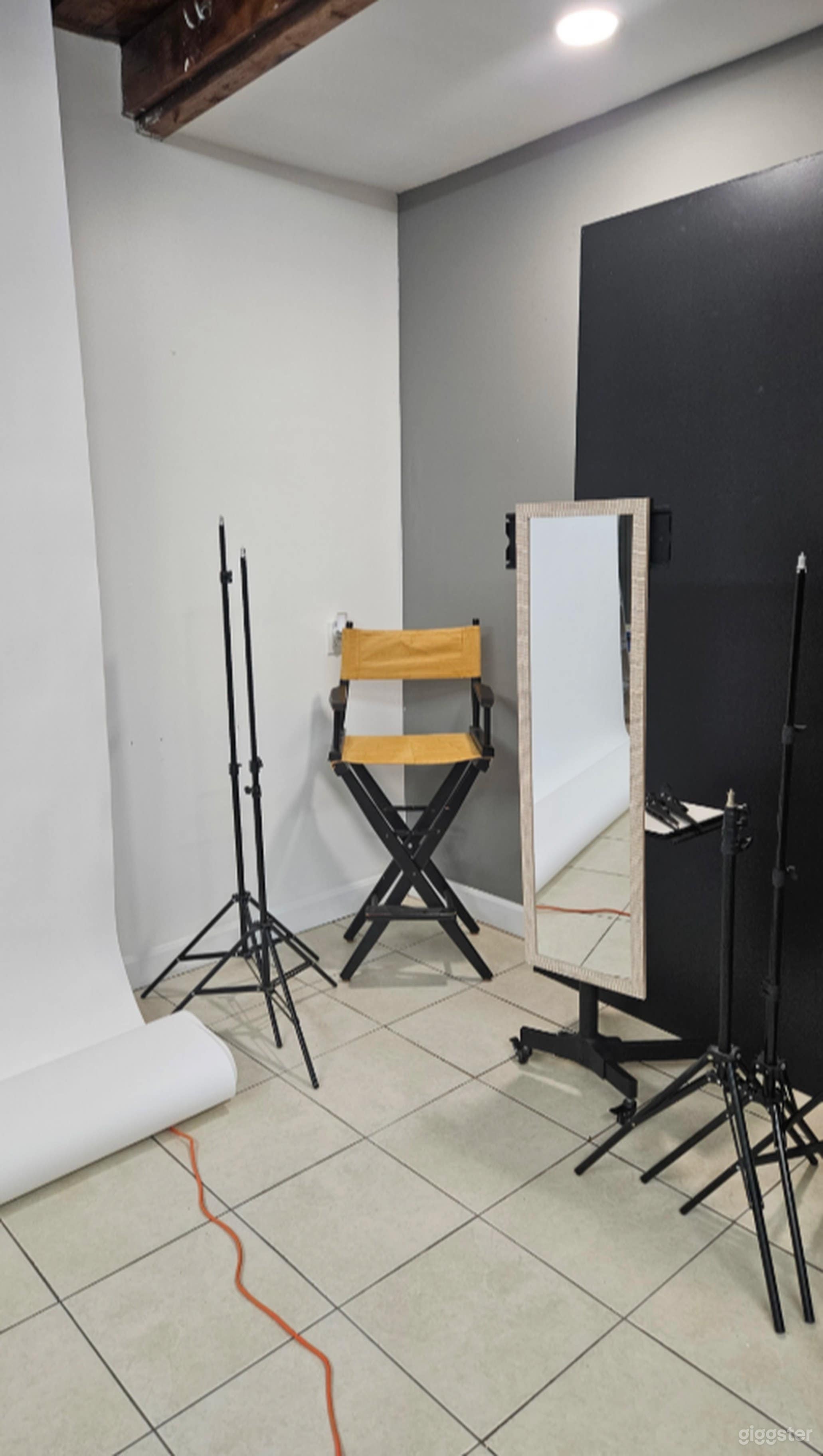 Platinum Recording &amp; Photography Studio Photo 4