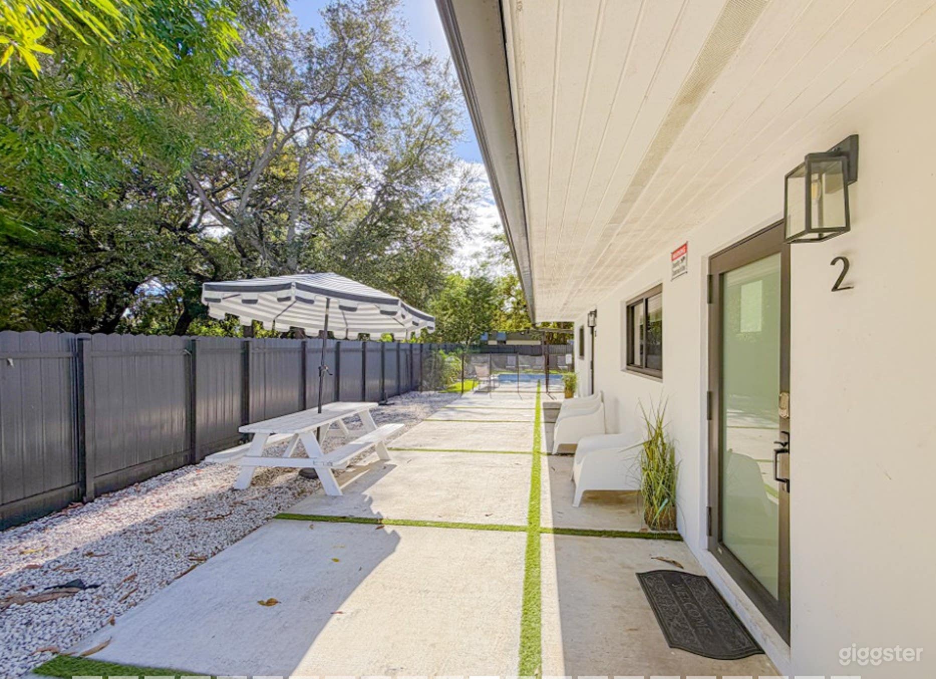 Chic & Sunny Studio in the Heart of Miami Photo 3