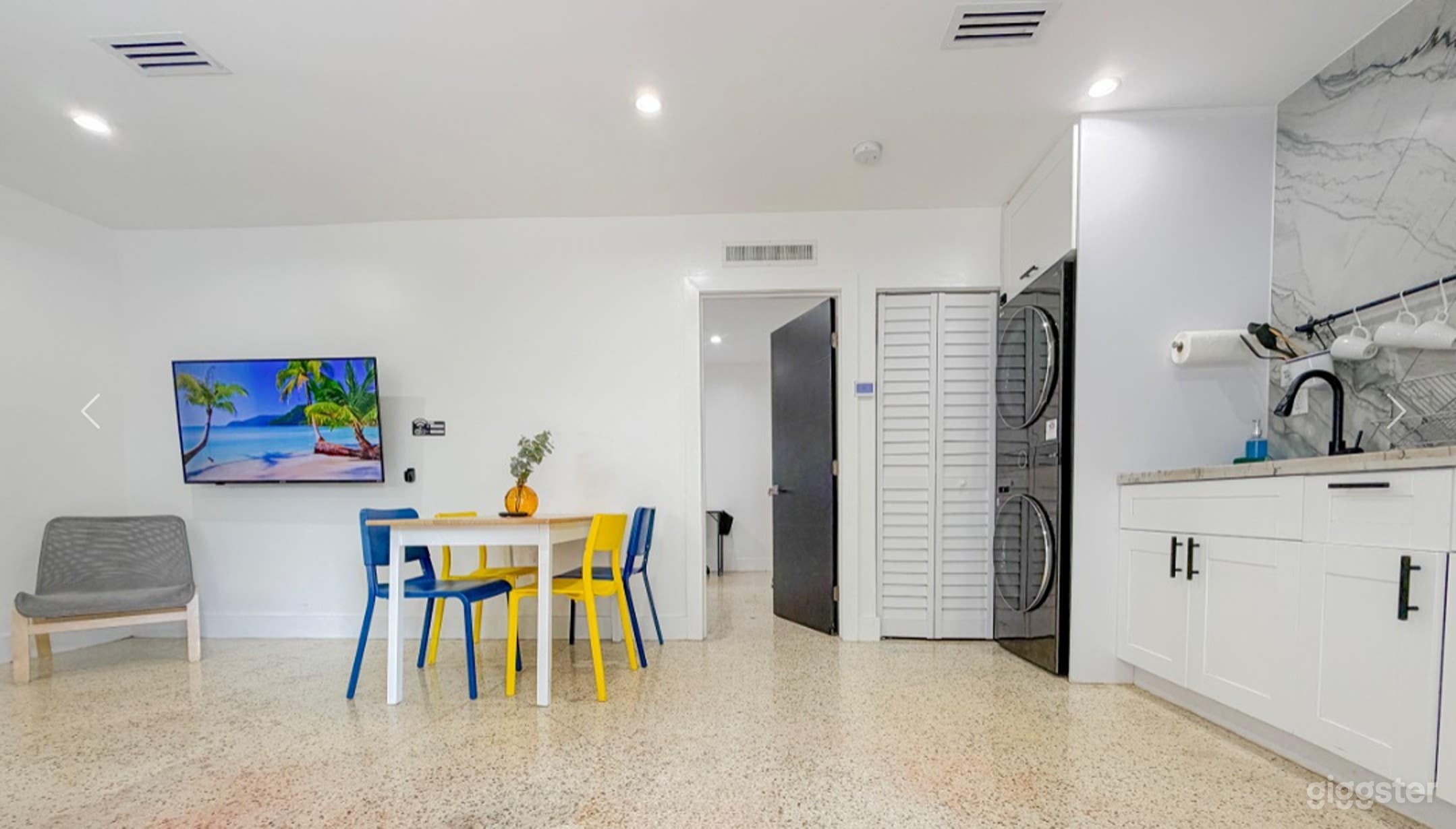 Chic & Sunny Studio in the Heart of Miami Photo 4