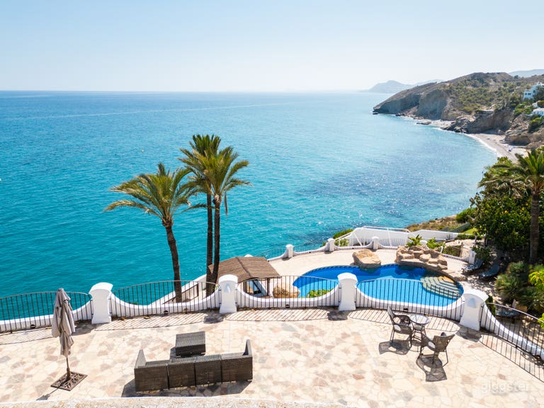  Villa Bora 