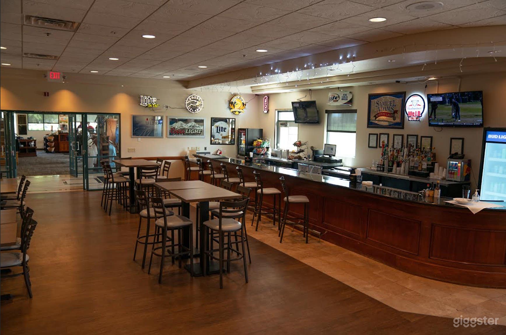 Ideal Venue for Special Events, Corporate Meetings Photo 1