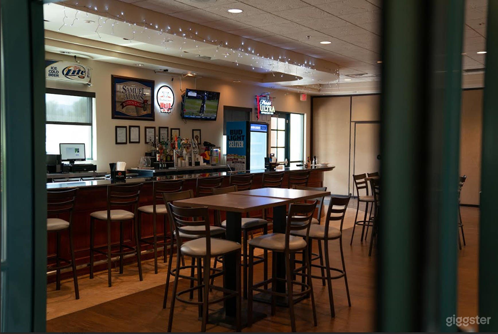 Ideal Venue for Special Events, Corporate Meetings Photo 4