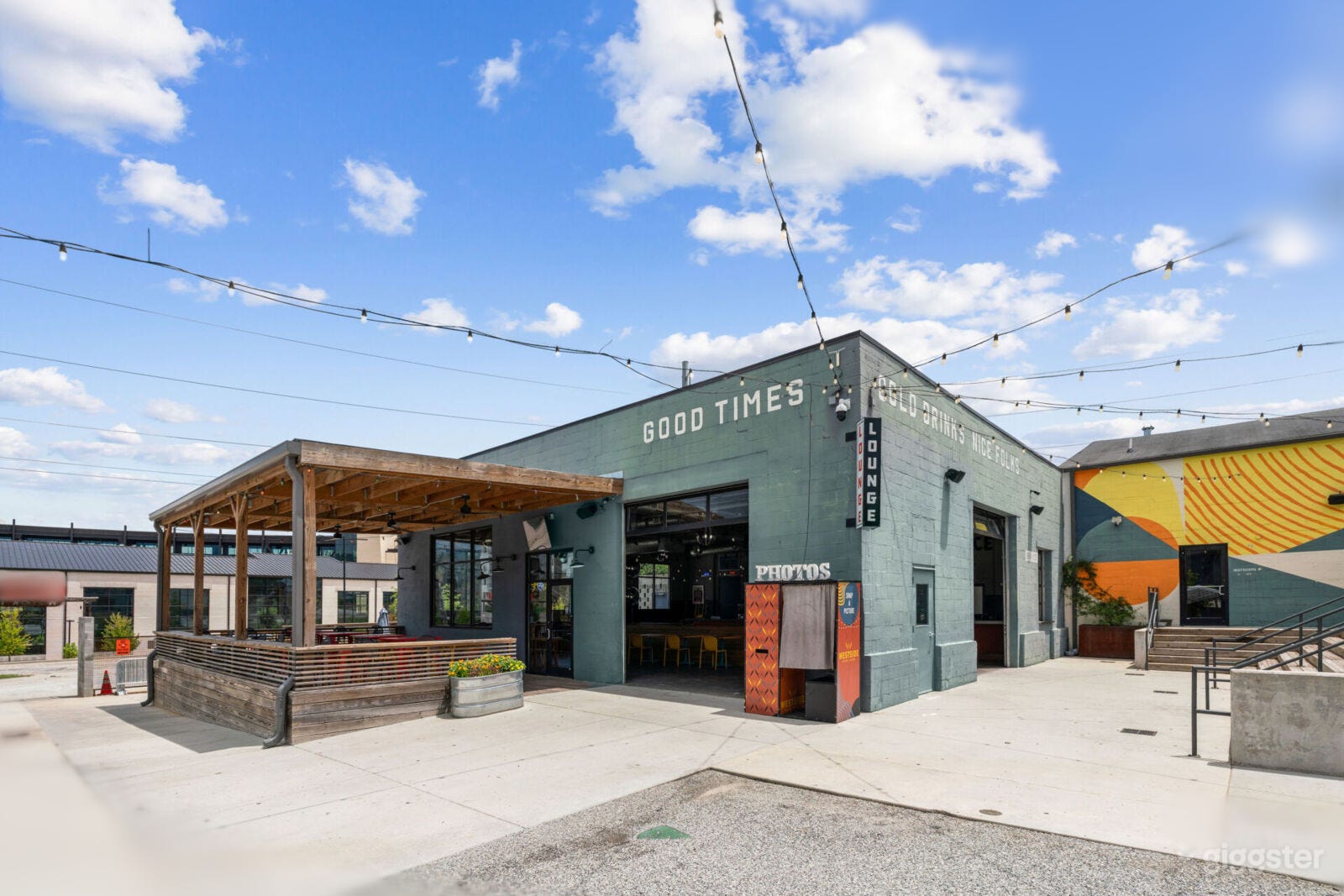 Westside Industrial-Chic Venue Photo 2