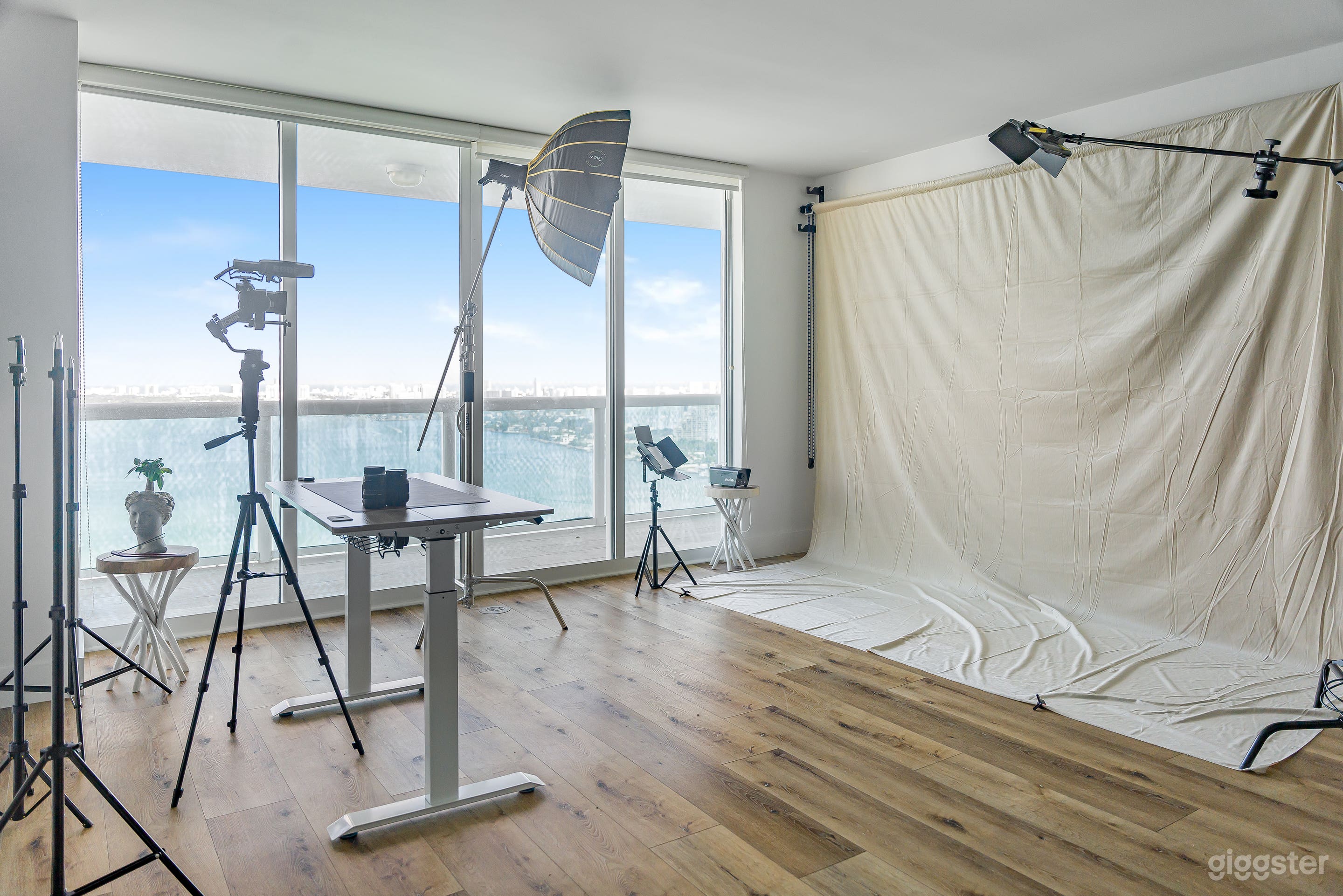 Bayside Multipurpose Creative Studio (Studio B) Photo 4