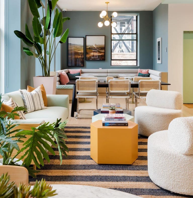  Bright Skyline Penthouse for Events 