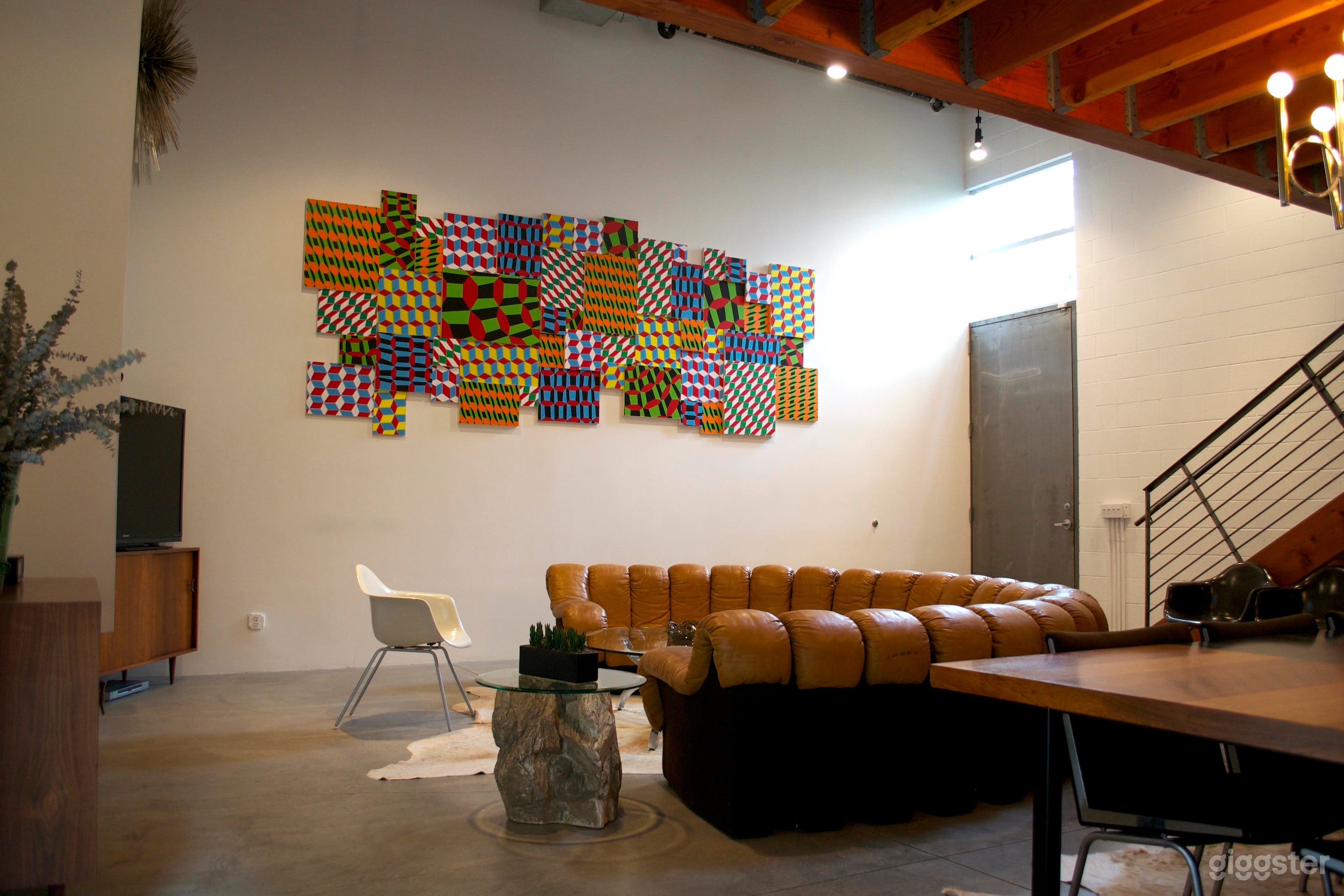 Large Modern Venice Loft Space Photo 1