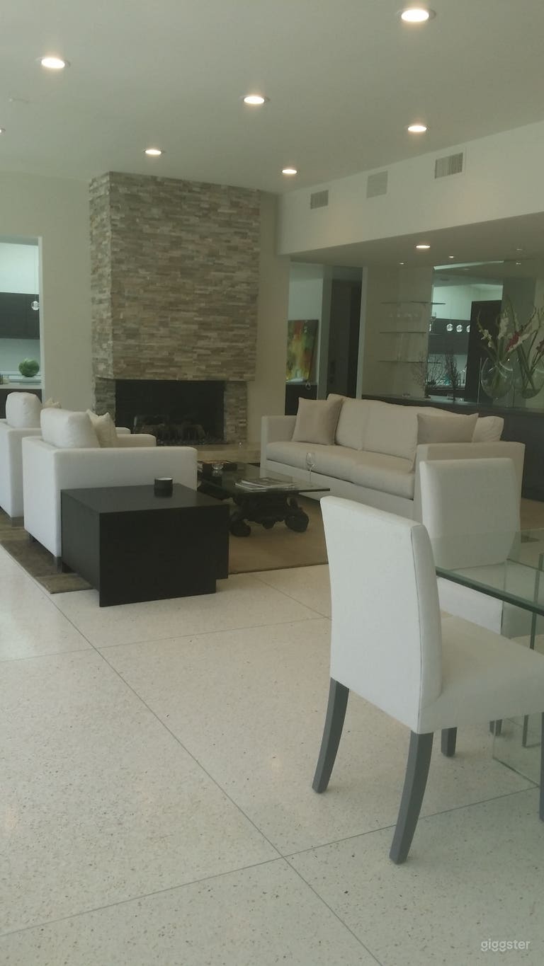  Modern Sherman Oaks - 262 