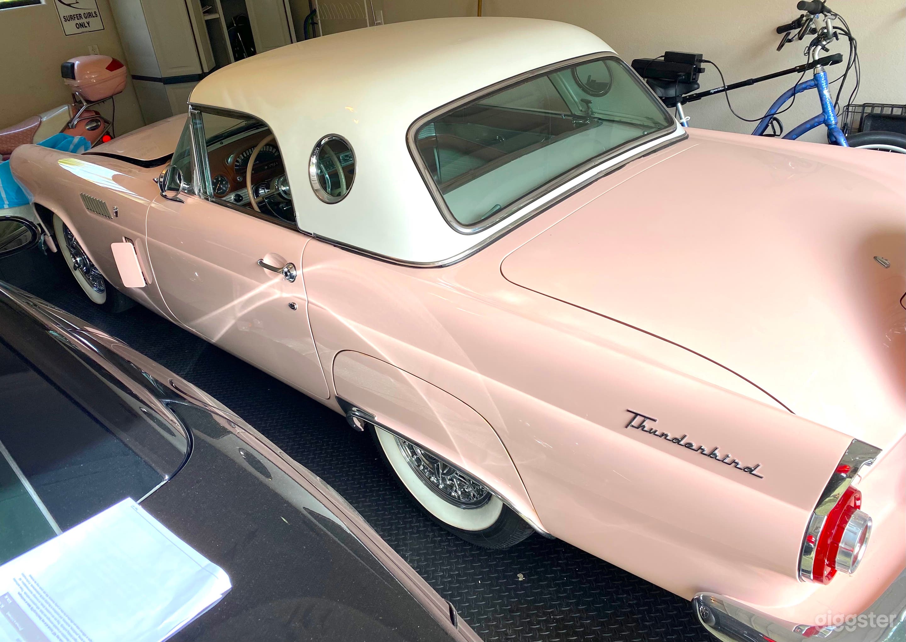 76,038 Classic 1956 Ford Thunderbird Photo 4