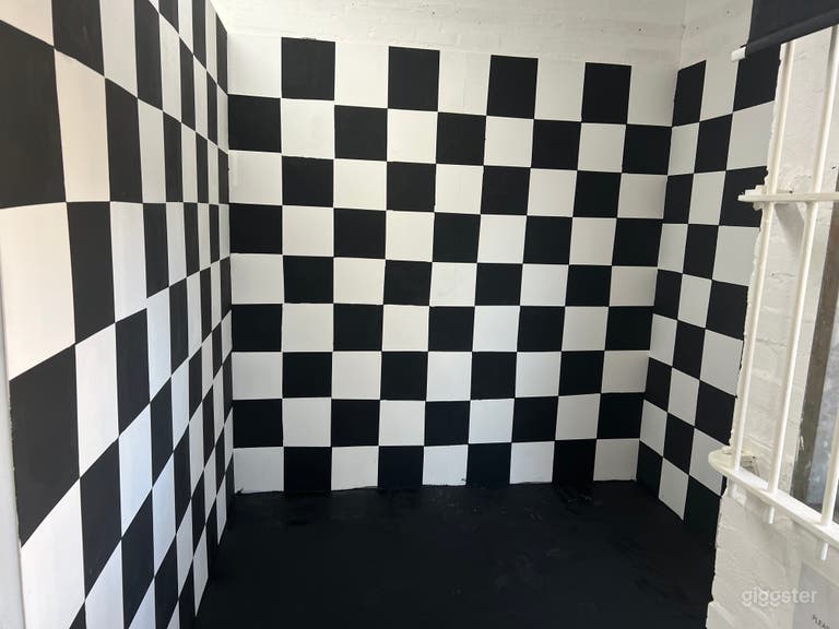  Photography Studio For Hire 