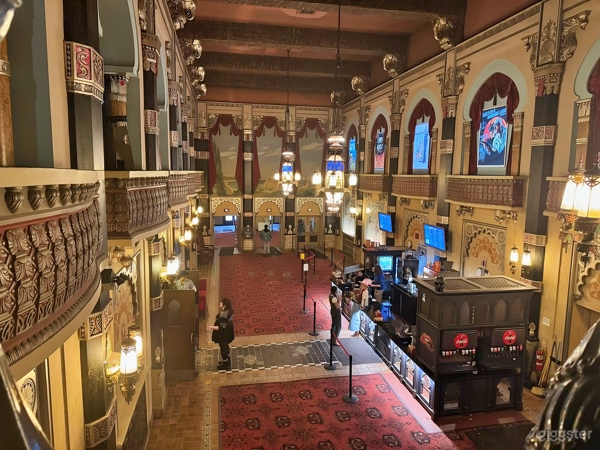 East Auditorium–Theater for Small Meetings &amp; Production Photo 3