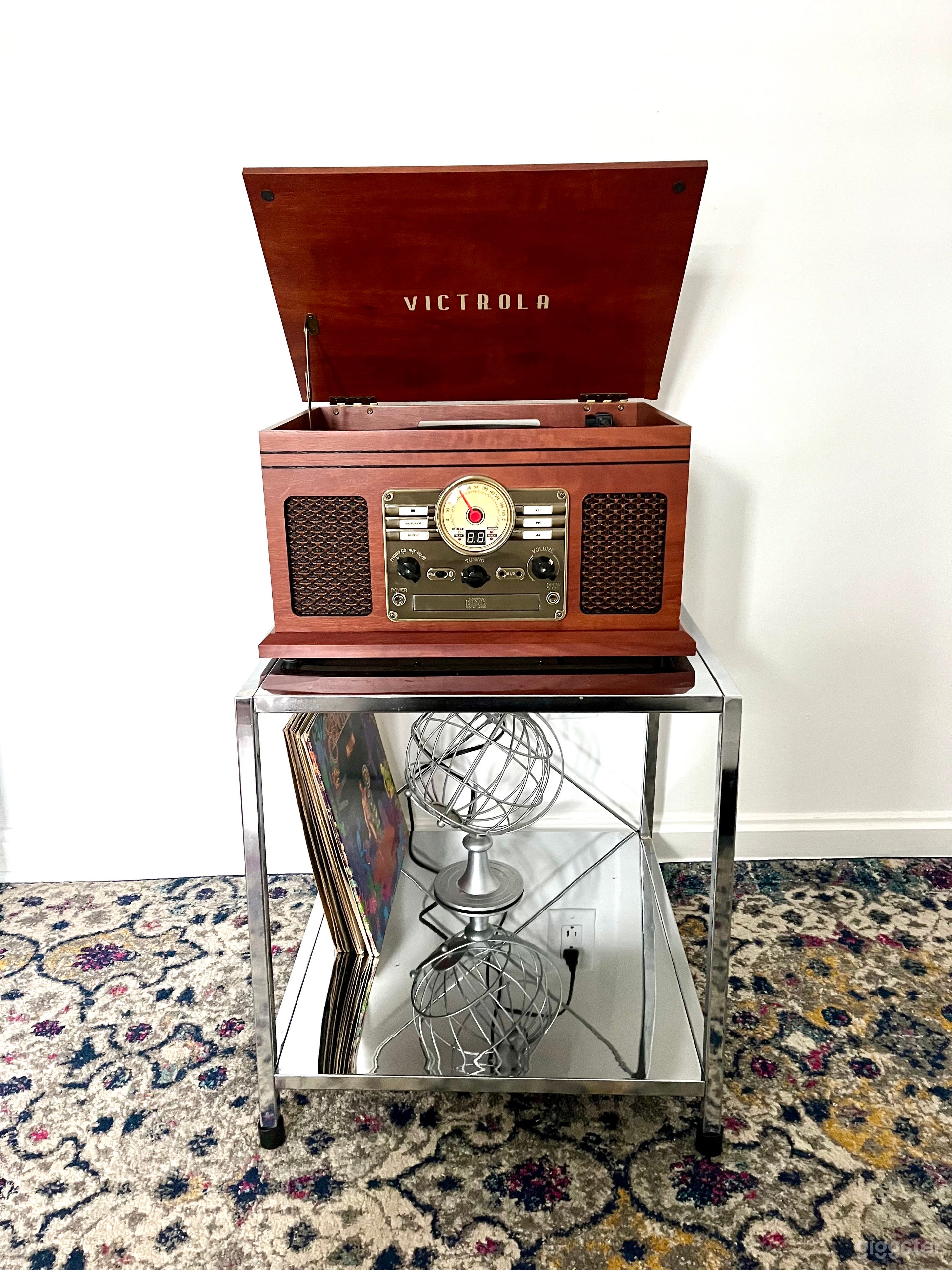 Historic 1948 Charleston Bungalow Photo 4