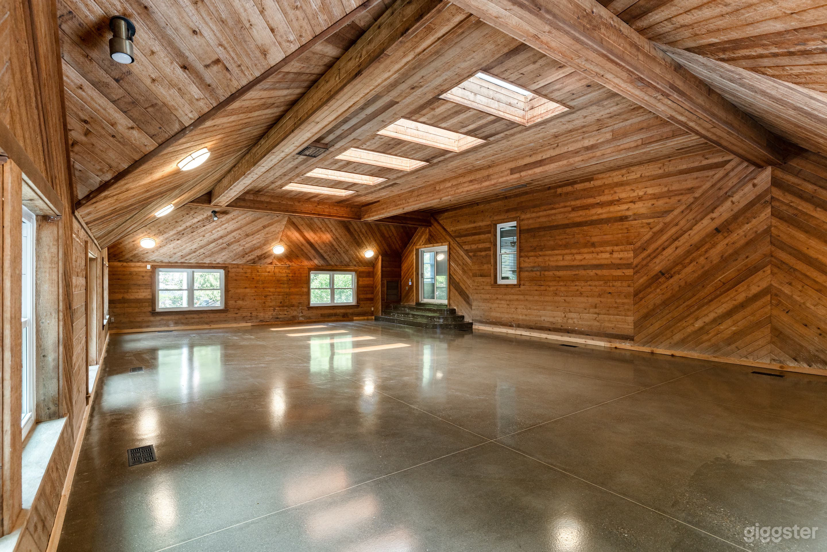 The Deep End: cedar-lined creekside event space Photo 2