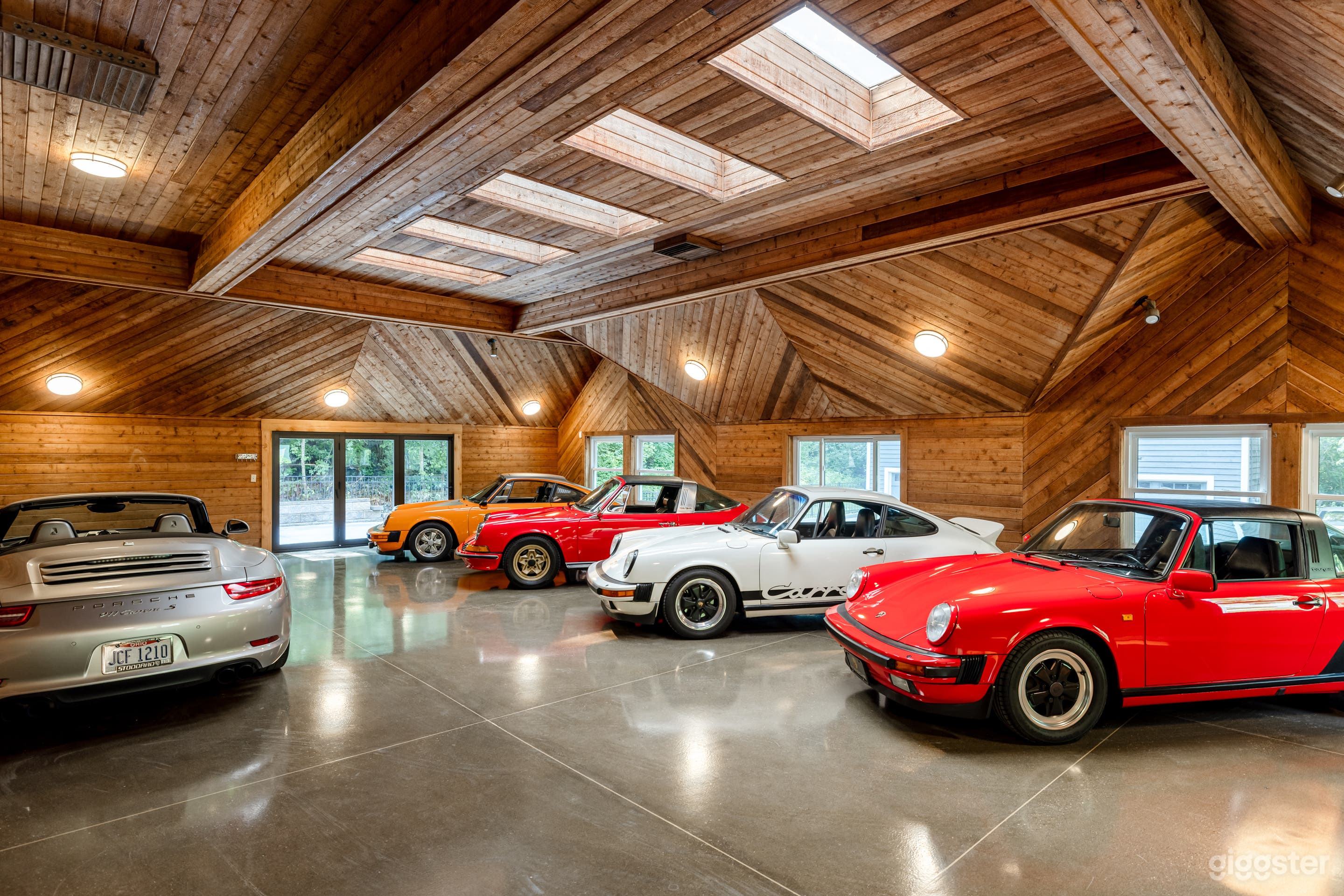 The Deep End: cedar-lined creekside event space Photo 4