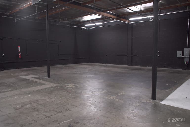  N. Hollywood Studio Amazing TopBox Light Cyc and Black Box  