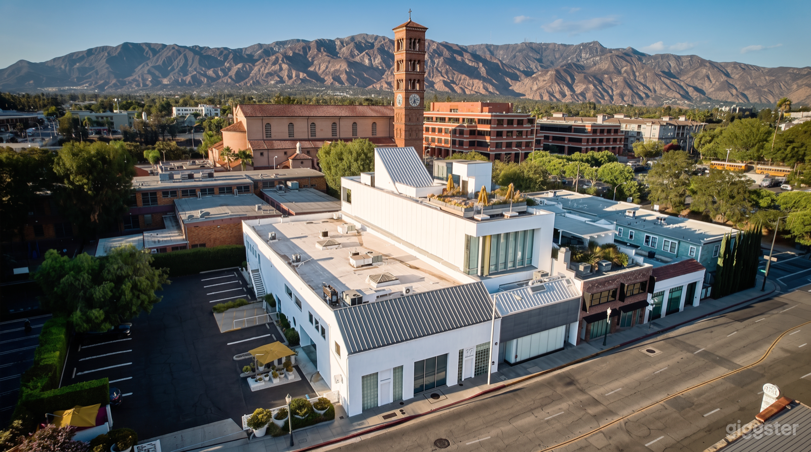 Full-Service Production Campus in Central Pasadena Photo 2