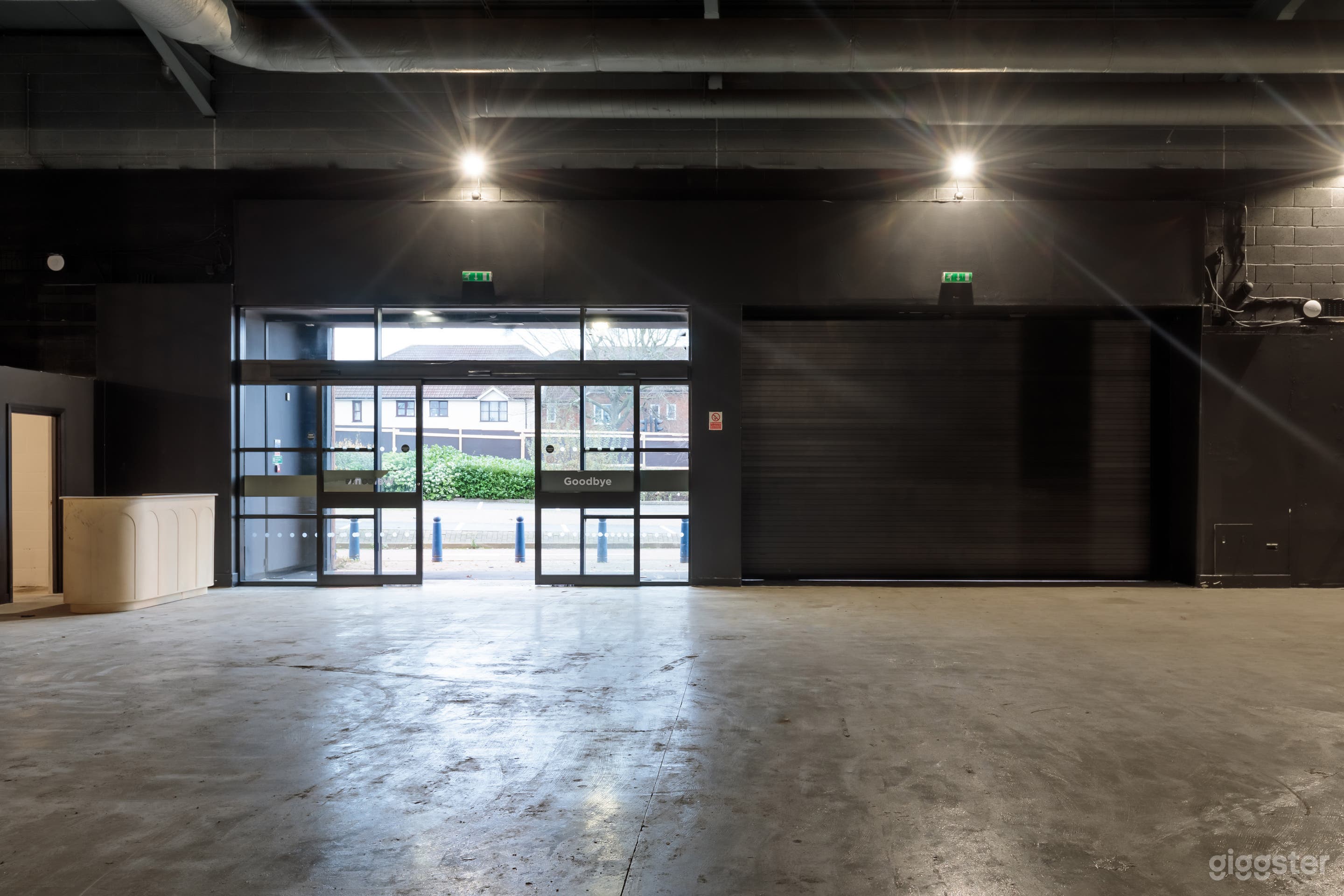 Studio Warehouse  Photo 3