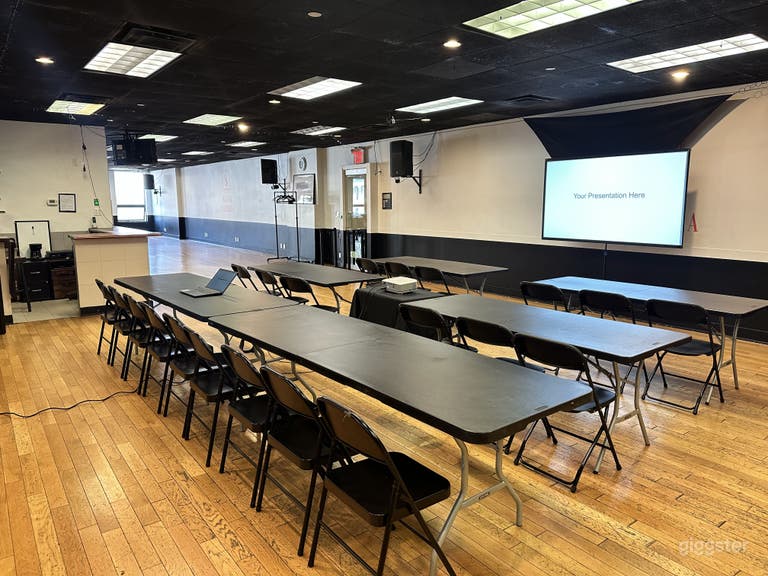  Spacious Versatile (+2600 Sqf) 