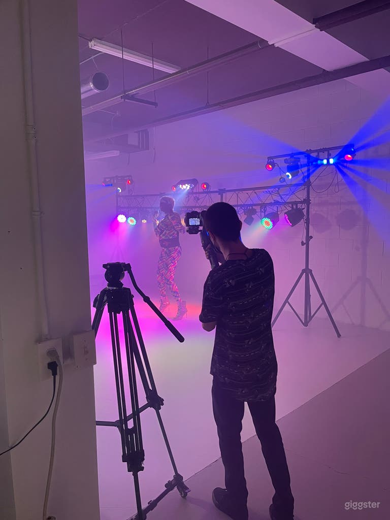  Estudio excelente y adecuado para fotografía y video 