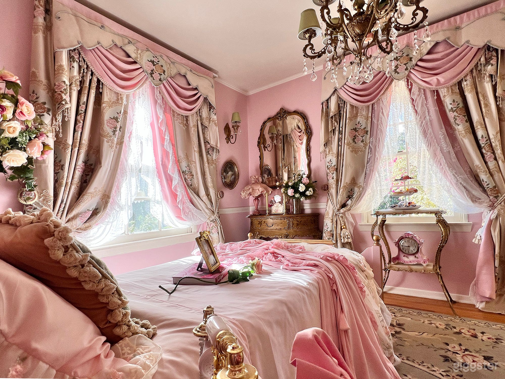 European House LA Photo 3